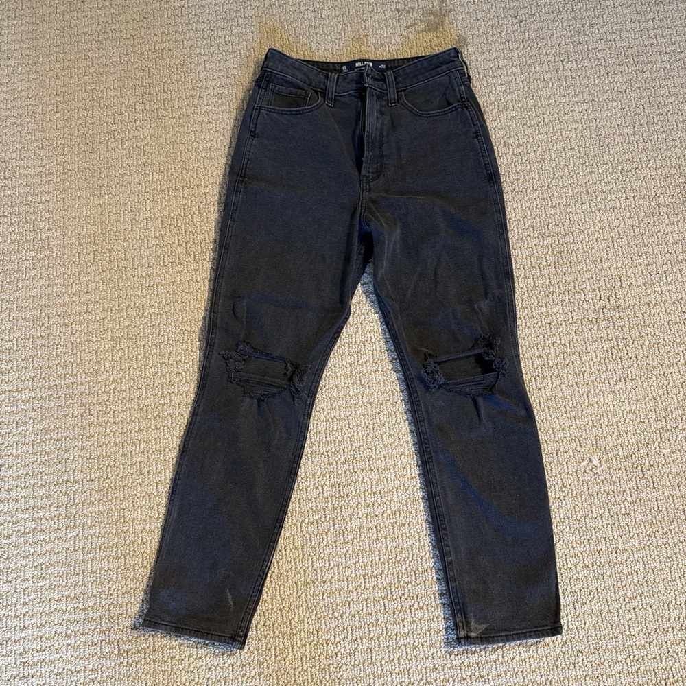 Hollister Ultra Rise MOM JEANS